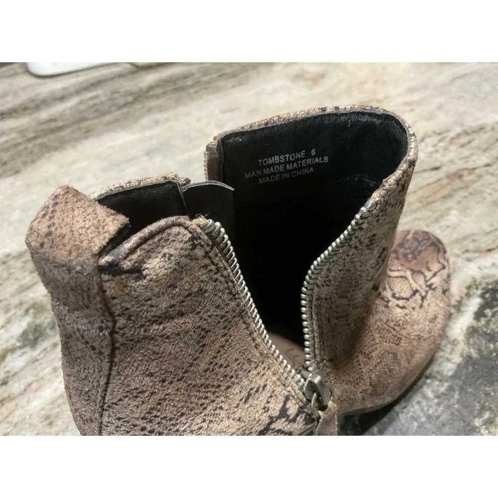 Boutique by Corkys Tombstone Boots Womens 6 Snakeskin Ankle Booties Bro Dual Zip